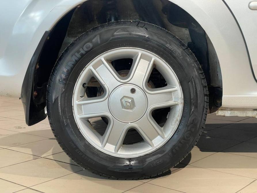 Renault Logan I Рестайлинг Тверь  - изображение 15