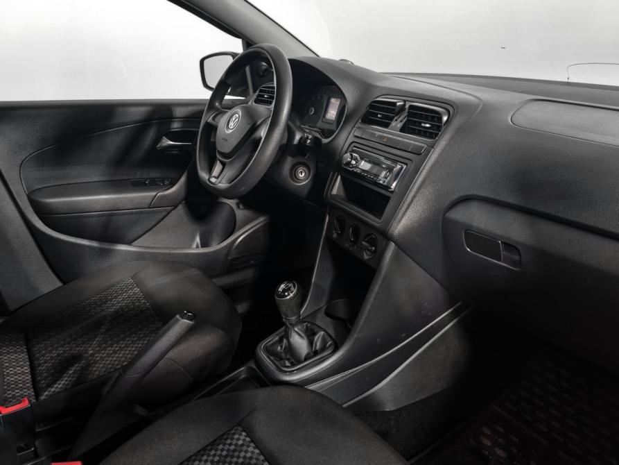 Volkswagen Polo V Рестайлинг Санкт-Петербург  - изображение 13