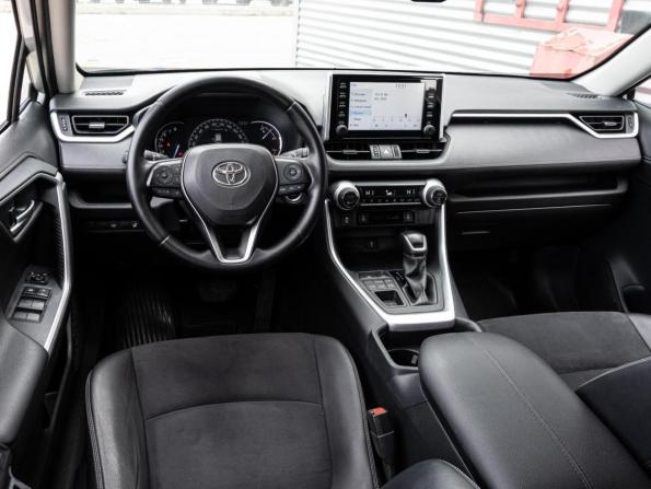 Toyota RAV4 V (XA50) с пробегом 2021 года, цена 2 900 000 рублей, 126359 км, внедорожник, Автокод Объявления