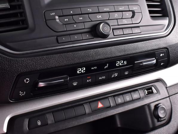 Peugeot Traveller I с пробегом 2021 года, цена 37 250 000 рублей, 70102 км, минивэн, Автокод Объявления