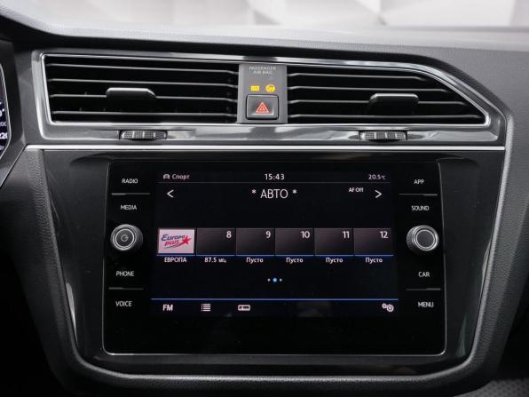 Volkswagen Tiguan II с пробегом 2018 года, цена 2 585 000 рублей, 150000 км, внедорожник, Автокод Объявления