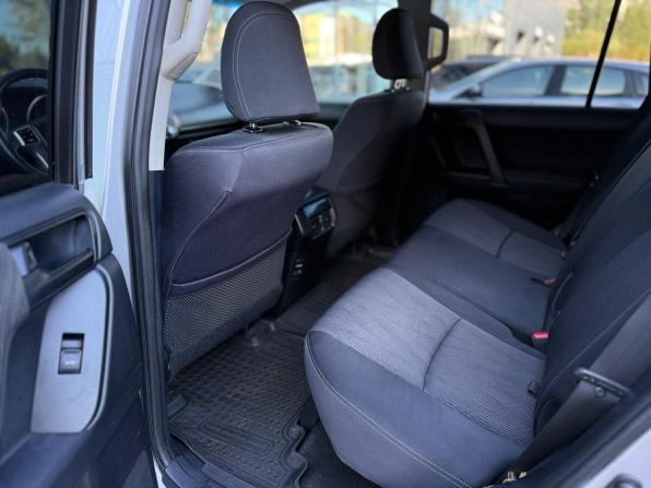 Toyota Land Cruiser Prado 150 Series Рестайлинг 1 с пробегом 2014 года, цена 3 180 000 рублей, 190000 км, внедорожник, Автокод Объявления