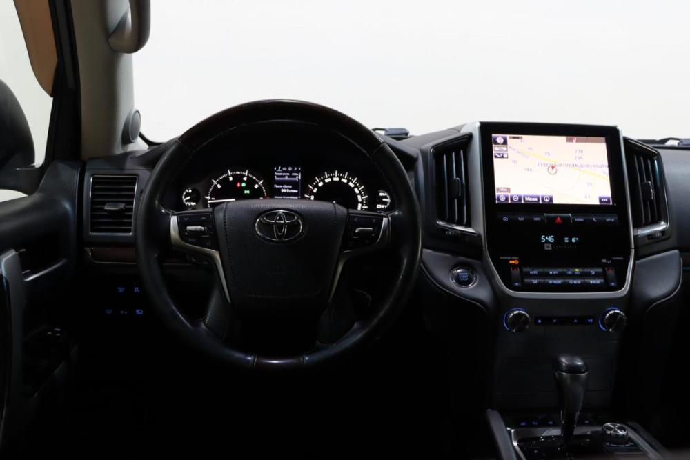 Toyota Land Cruiser 200 Series Рестайлинг 2 Сургут  - изображение 21