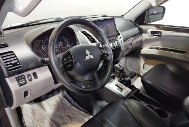 Mitsubishi Pajero Sport II Рестайлинг с пробегом 2013 года, цена 1 670 000 рублей, 236131 км, внедорожник, Автокод Объявления