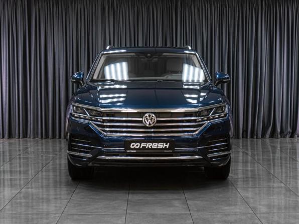 Volkswagen Touareg III с пробегом 2019 года, цена 5 999 000 рублей, 105216 км, внедорожник, Автокод Объявления