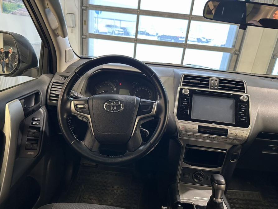 Toyota Land Cruiser Prado 150 Series Рестайлинг 2 Екатеринбург  - изображение 8