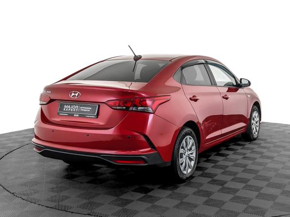 Hyundai Solaris II Рестайлинг с пробегом 2021 года, цена 1 600 000 рублей, 64845 км, седан, Автокод Объявления