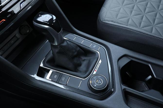 Volkswagen Tiguan II Рестайлинг с пробегом 2021 года, цена 2 528 000 рублей, 105100 км, внедорожник, Автокод Объявления