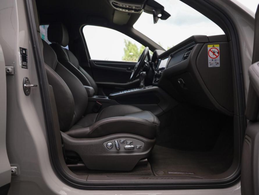 Porsche Macan I Рестайлинг Санкт-Петербург  - изображение 31