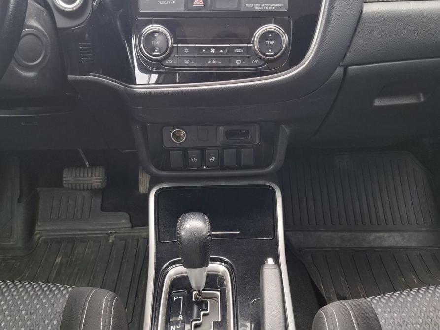 Mitsubishi Outlander III Рестайлинг 3 Саратов  - изображение 11