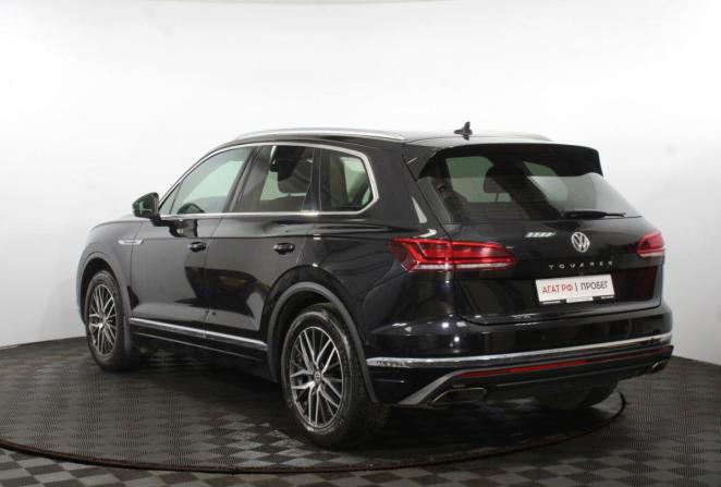 Volkswagen Touareg III с пробегом 2020 года, цена 5 430 000 рублей, 43029 км, внедорожник, Автокод Объявления