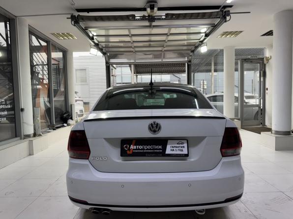 Volkswagen Polo V Рестайлинг с пробегом 2017 года, цена 1 280 000 рублей, 150000 км, седан, Автокод Объявления