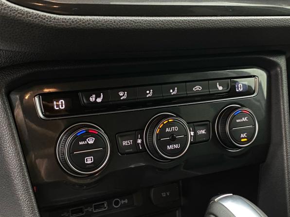 Volkswagen Tiguan II Рестайлинг с пробегом 2020 года, цена 2 670 000 рублей, 84269 км, внедорожник, Автокод Объявления