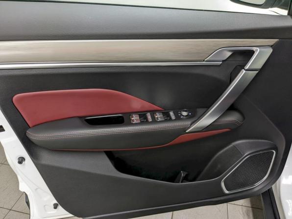 Geely Coolray I с пробегом 2023 года, цена 1 840 000 рублей, 28615 км, внедорожник, Автокод Объявления