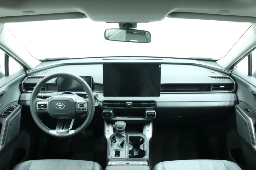 Toyota RAV4 VI (XA60) Красноярск  - изображение 16