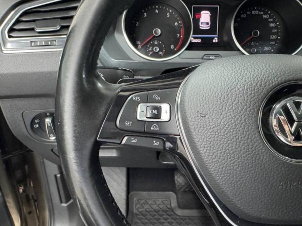 Volkswagen Tiguan II с пробегом 2018 года, цена 2 520 000 рублей, 128201 км, внедорожник, Автокод Объявления