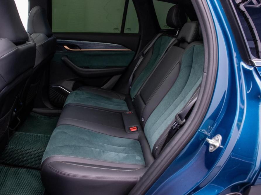Geely Monjaro I Москва  - изображение 12