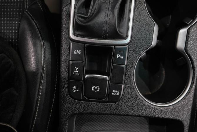 Kia Sportage III Рестайлинг с пробегом 2016 года, цена 1 749 000 рублей, 128239 км, внедорожник, Автокод Объявления