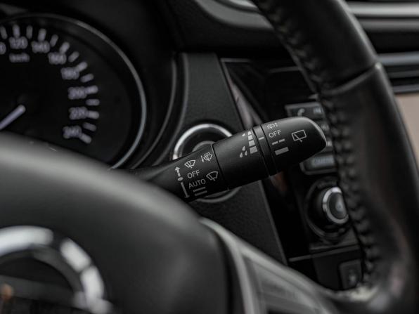 Nissan Qashqai II с пробегом 2016 года, цена 1 370 000 рублей, 223862 км, внедорожник, Автокод Объявления