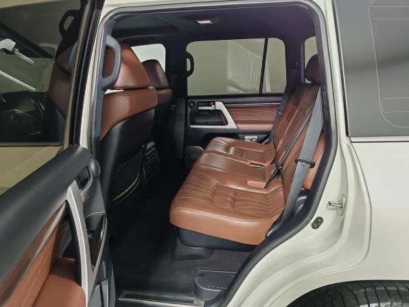 Toyota Land Cruiser 200 Series Рестайлинг 2 с пробегом 2020 года, цена 4 999 000 рублей, 331863 км, внедорожник, Автокод Объявления
