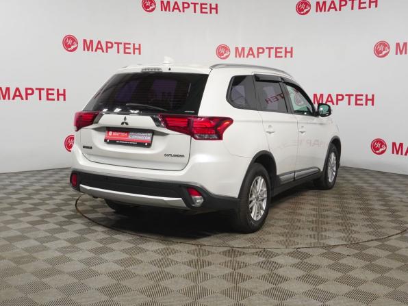 Mitsubishi Outlander III Рестайлинг 2 с пробегом 2017 года, цена 2 050 000 рублей, 97811 км, внедорожник, Автокод Объявления
