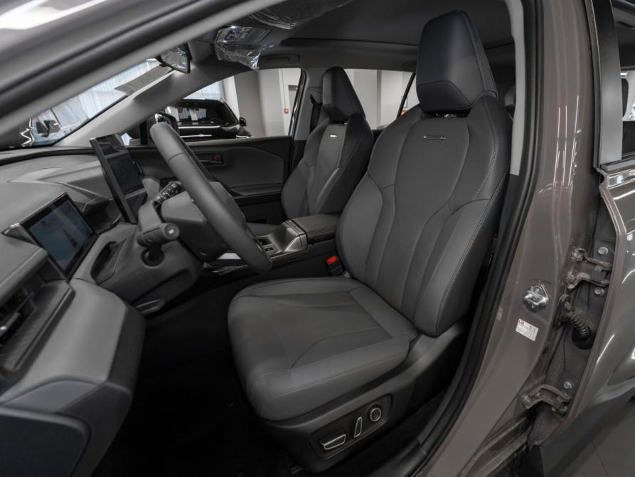 Toyota RAV4 VI (XA60) Москва  - изображение 9