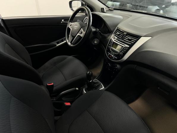 Hyundai Solaris I с пробегом 2012 года, цена 500 000 рублей, 184928 км, седан, Автокод Объявления