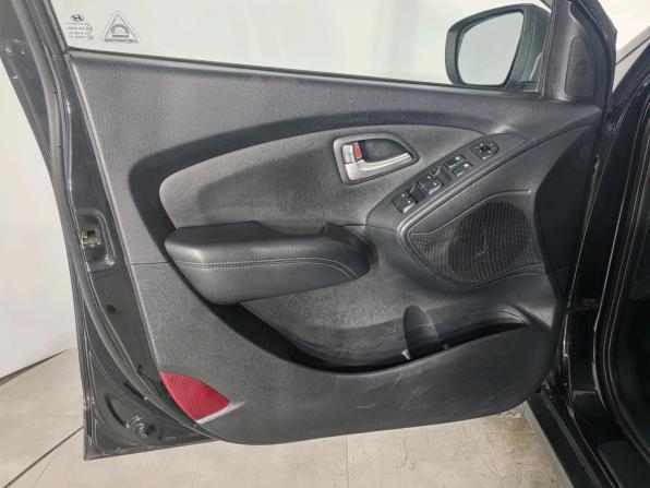 Hyundai ix35 I с пробегом 2011 года, цена 839 000 рублей, 188057 км, внедорожник, Автокод Объявления