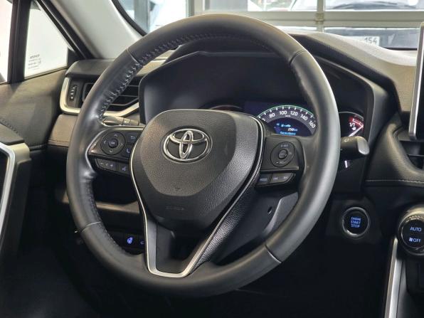 Toyota RAV4 V (XA50) с пробегом 2020 года, цена 3 300 000 рублей, 59013 км, внедорожник, Автокод Объявления
