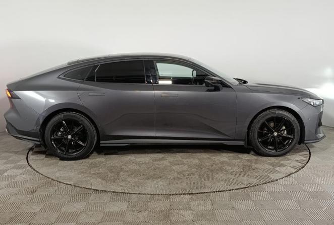 Changan UNI-V I с пробегом 2023 года, цена 2 415 000 рублей, 21103 км, лифтбек, Автокод Объявления