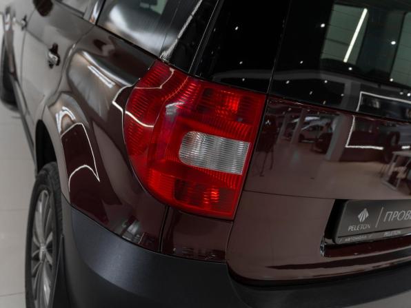 Skoda Yeti I с пробегом 2012 года, цена 945 000 рублей, 256045 км, внедорожник, Автокод Объявления