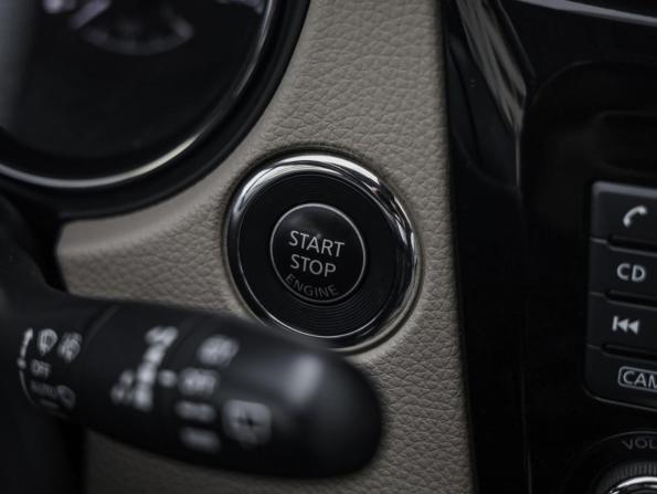 Nissan X-Trail III Рестайлинг с пробегом 2019 года, цена 2 399 000 рублей, 106326 км, внедорожник, Автокод Объявления