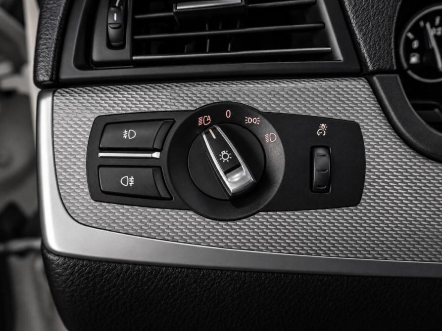 BMW 5 серии VI (F10/F11/F07) Рестайлинг Тюмень  - изображение 27