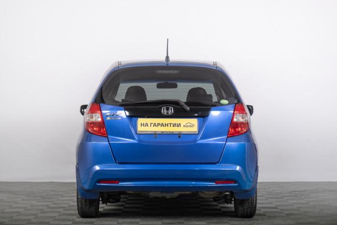 Honda Fit II с пробегом 2012 года, цена 849 000 рублей, 164000 км, хэтчбек, Автокод Объявления