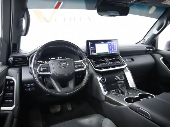 Toyota Land Cruiser 300 Series с пробегом 2021 года, цена 10 990 000 рублей, 112226 км, внедорожник, Автокод Объявления