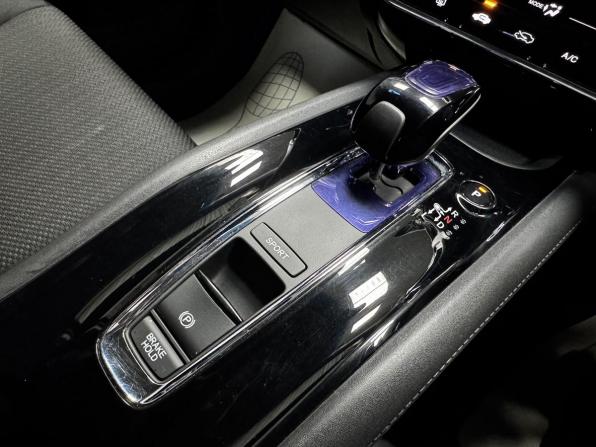 Honda Vezel I с пробегом 2014 года, цена 1 510 000 рублей, 120309 км, внедорожник, Автокод Объявления