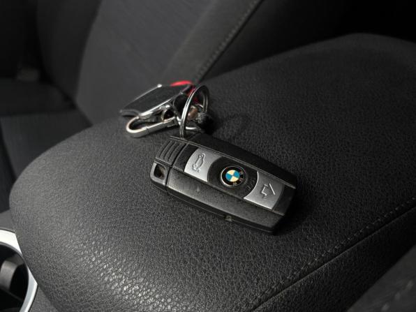 BMW X1 I (E84) Рестайлинг с пробегом 2013 года, цена 1 215 000 рублей, 156659 км, внедорожник, Автокод Объявления