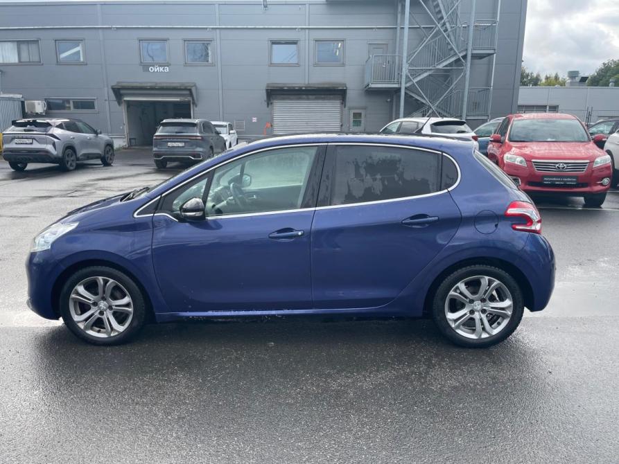 Peugeot 208 I Санкт-Петербург  - изображение 8