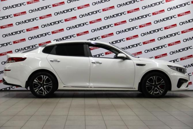 Kia Optima IV Рестайлинг с пробегом 2019 года, цена 1 595 950 рублей, 129902 км, седан, Автокод Объявления
