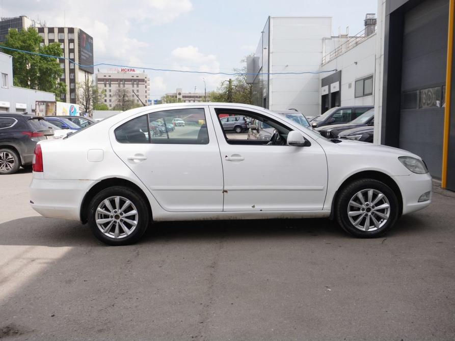 Skoda Octavia II (A5) Рестайлинг Москва  - изображение 4