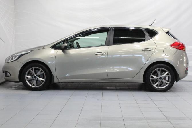 Kia Ceed II с пробегом 2014 года, цена 1 100 000 рублей, 222000 км, хэтчбек, Автокод Объявления