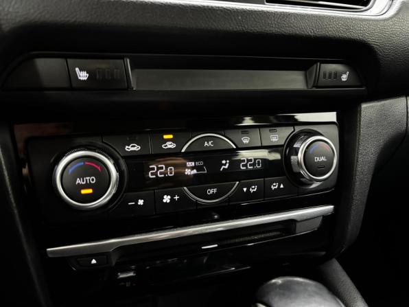 Mazda 6 III (GJ) Рестайлинг с пробегом 2017 года, цена 1 720 000 рублей, 234216 км, седан, Автокод Объявления