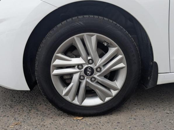 Hyundai Elantra VI (AD) Рестайлинг с пробегом 2020 года, цена 1 575 000 рублей, 144254 км, седан, Автокод Объявления