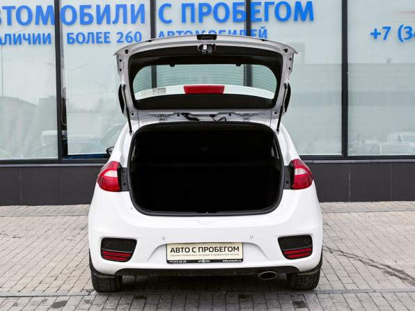 Kia Ceed II Рестайлинг с пробегом 2018 года, цена 1 585 000 рублей, 97000 км, хэтчбек, Автокод Объявления