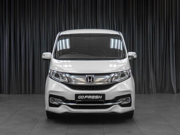 Honda Stepwgn V с пробегом 2015 года, цена 1 989 000 рублей, 163288 км, минивэн, Автокод Объявления