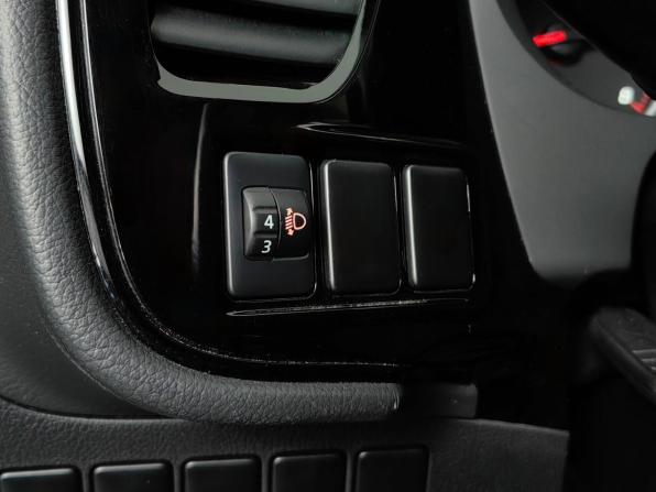 Mitsubishi Outlander III Рестайлинг 2 с пробегом 2018 года, цена 1 747 000 рублей, 108393 км, внедорожник, Автокод Объявления