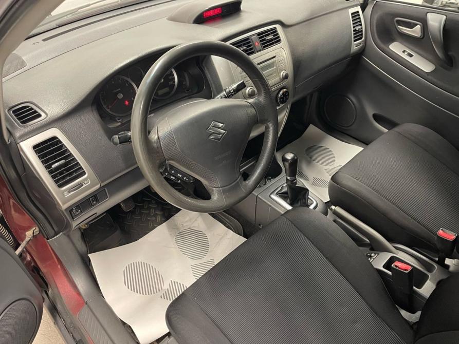 Suzuki Liana I Рестайлинг Санкт-Петербург  - изображение 10