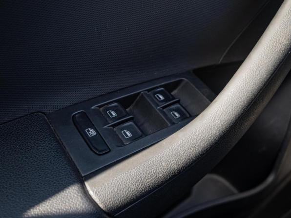 Skoda Rapid I с пробегом 2014 года, цена 849 000 рублей, 224488 км, лифтбек, Автокод Объявления