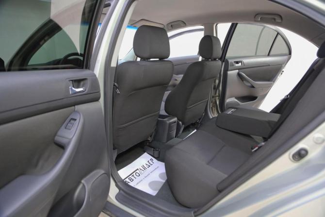 Toyota Avensis II Рестайлинг с пробегом 2008 года, цена 749 000 рублей, 235000 км, седан, Автокод Объявления