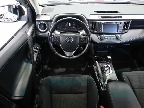 Toyota RAV4 IV (XA40) Рестайлинг с пробегом 2015 года, цена 2 129 900 рублей, 96027 км, внедорожник, Автокод Объявления